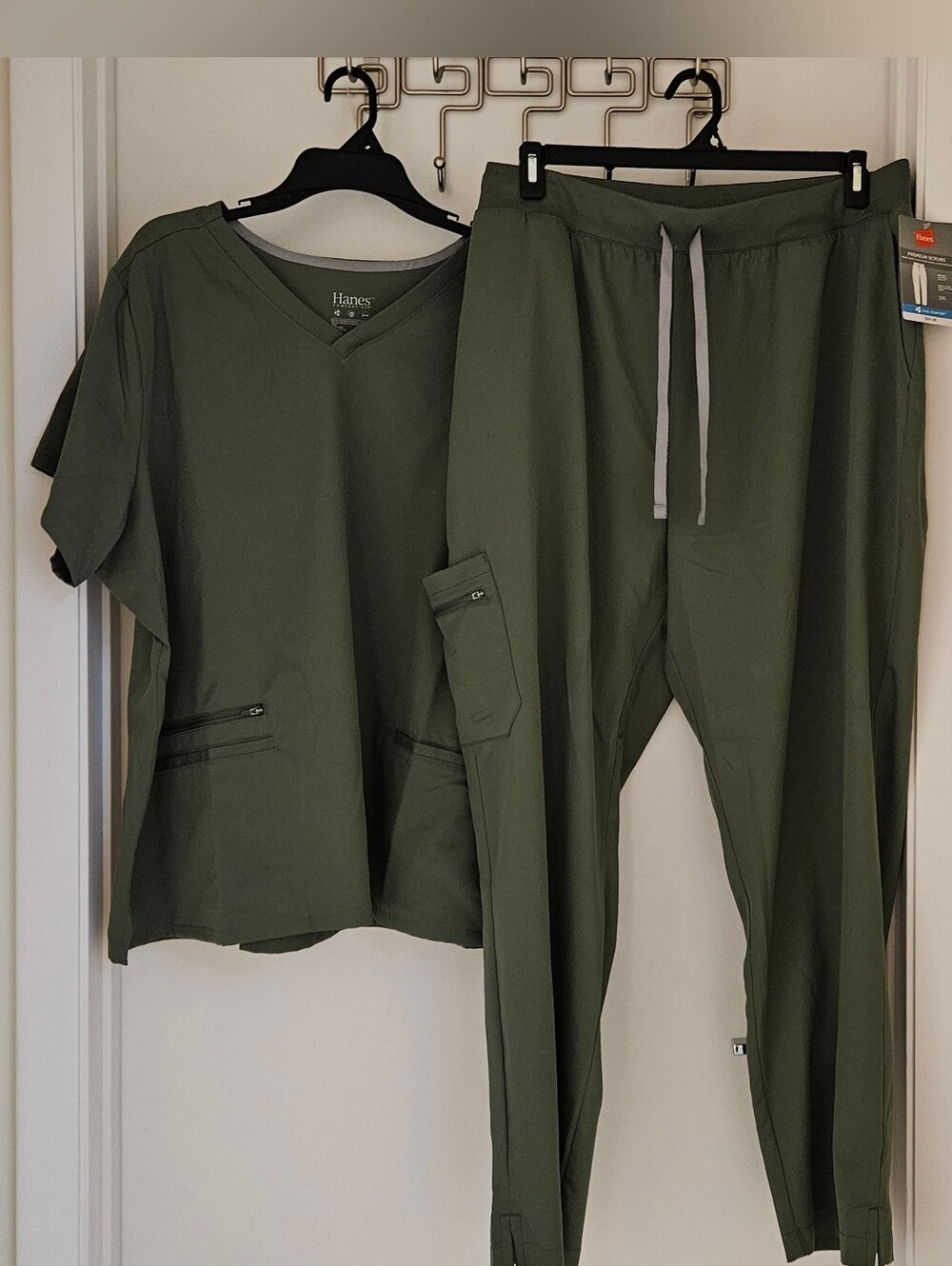Hanes Premium Scrubs Womens Green Top Pants Set Cool Comfort NWT, M,L,XL,3XL